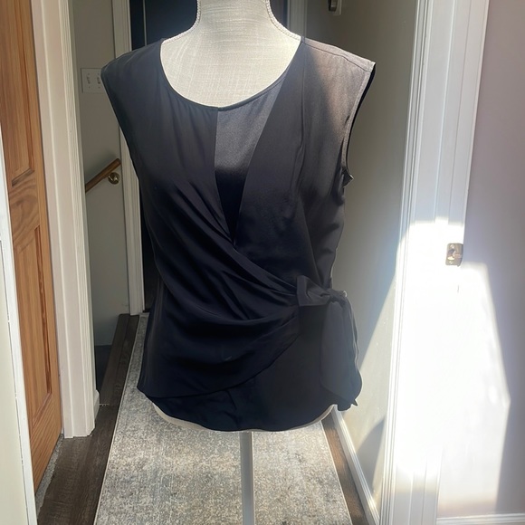 Lafayette 148 New York black sleeveless blouse size 4 - Picture 1 of 6